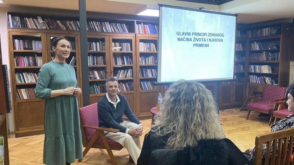 Predavanje u apatinskoj biblioteci