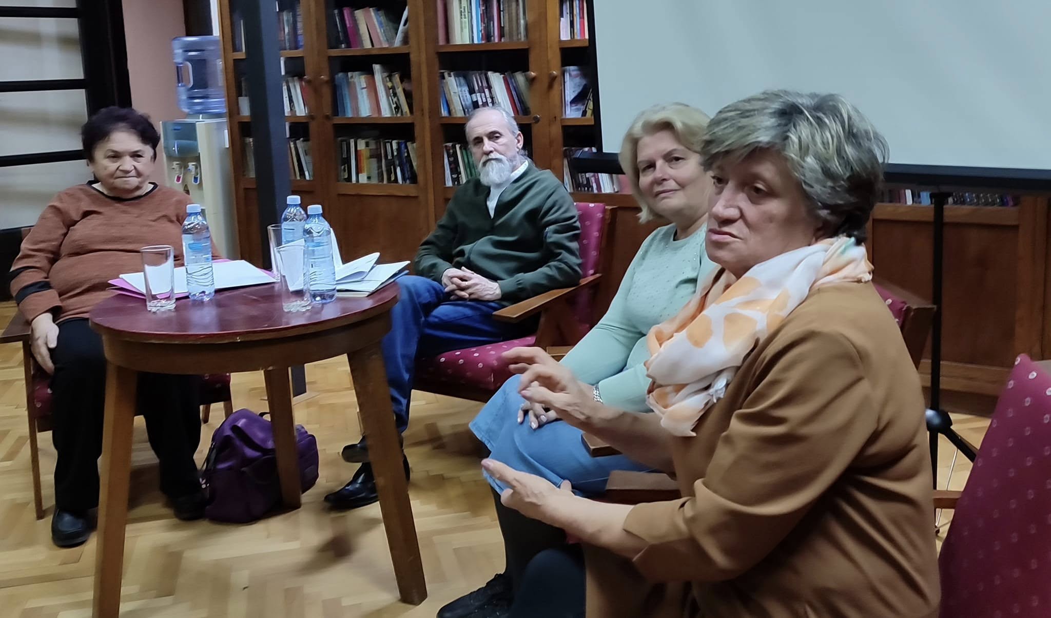 Tribina u Mesecu borbe protiv raka